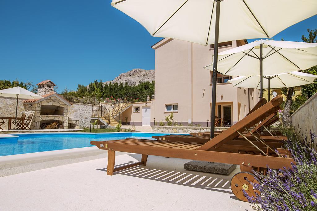 Residence Mediterraneo II Baška Esterno foto