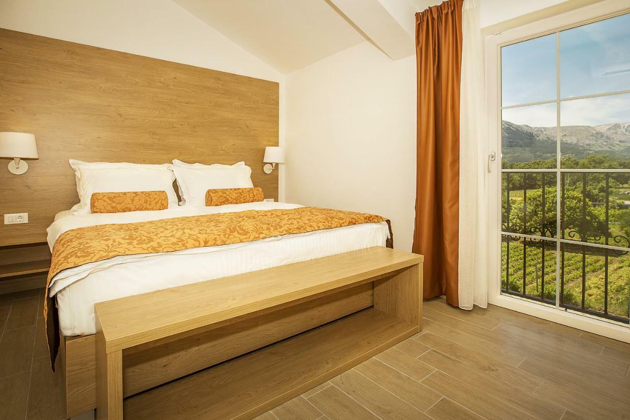 Residence Mediterraneo II Baška Esterno foto
