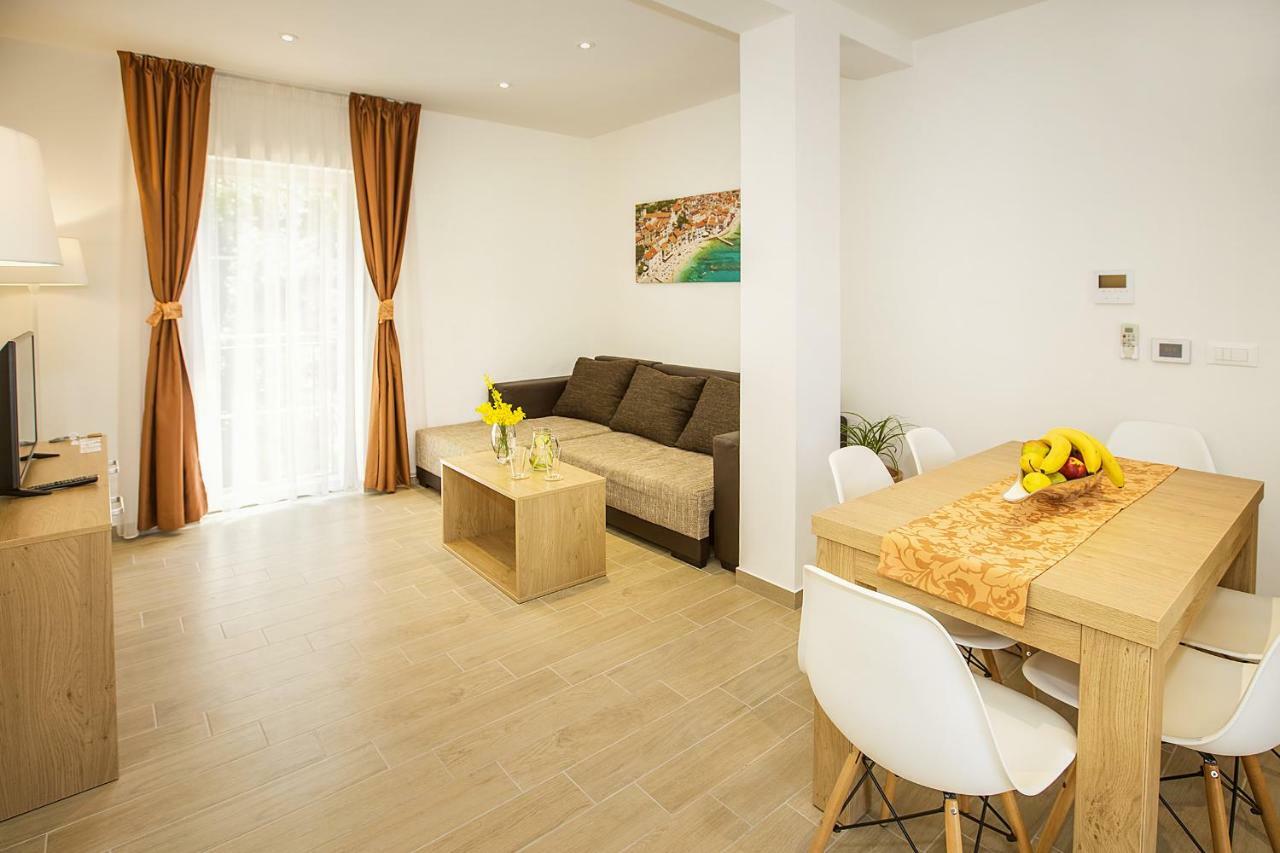 Residence Mediterraneo II Baška Esterno foto